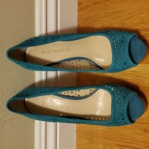 ENZO ANGIOLINI SHOE.